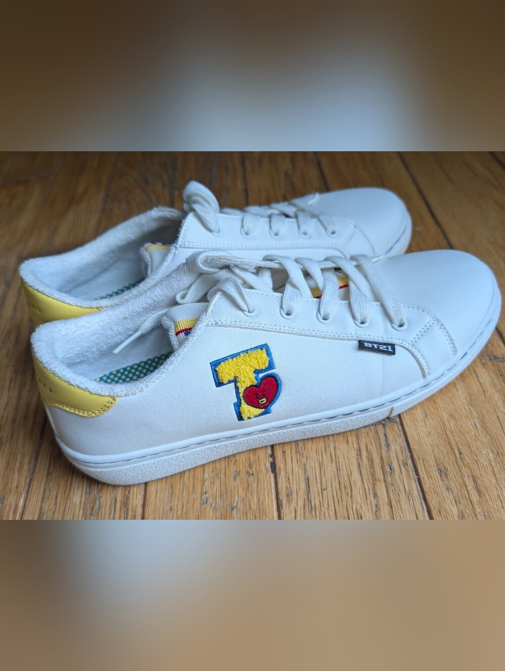 Skechers BT x 21 Tata Sneakers V Street Goldie Lovers Women's Size 9